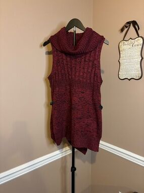 new directions Sleeveless Cowl Neck Tunic Sweater in Wine